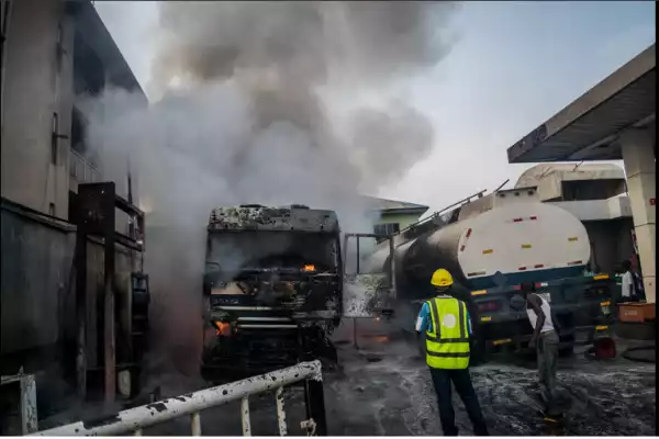 Tragedy Averted As Fuel Tanker Catches Fire At A Gas Station In Lagos... [Photos]